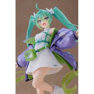 HATSUNE MIKU Fashion Sporty Taito PVC Figure 18 cm