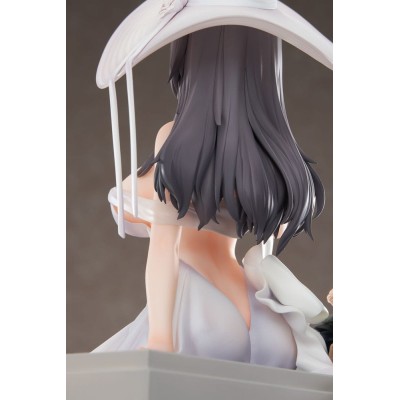 AZUR LANE - Charybdis Brilliant Belle Ver. 1/7 Apen Innovation PVC Figure 27 cm