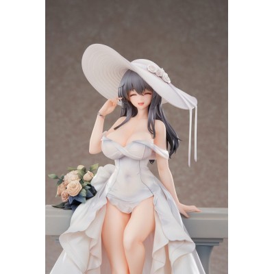 AZUR LANE - Charybdis Brilliant Belle Ver. 1/7 Apen Innovation PVC Figure 27 cm