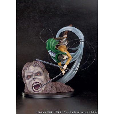 ATTACK ON TITAN - Levi vs Beast Titan Ver. 1/7 Proof PVC Figure 28 cm