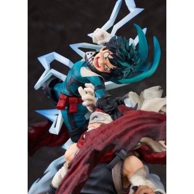 MY HERO ACADEMIA - Izuku Midoriya vs. Stain Takara Tomy PVC Figure 30 cm