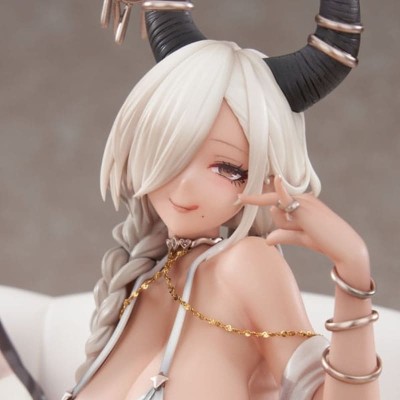 AZUR LANE - Owari Shimmering Forsythia Ver. 1/7 Apex PVC Figure 17 cm