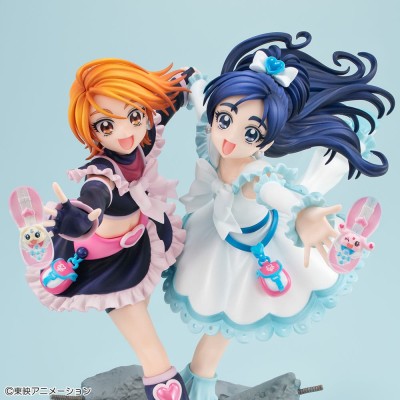 PRETTY CURE - Cure Black & Cure White Megahouse PVC Figure 22 cm