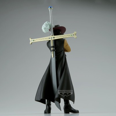 ONE PIECE - Dracule.Mihawk Extra DXF The Grandline Series Banpresto PVC Figure 17 cm