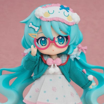 HATSUNE MIKU - Loungewear Outfit Ver. Character Vocal Series 01 Nendoroid Doll Action Figure 10 cm