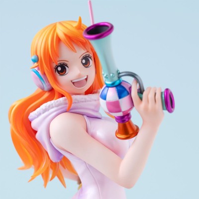 ONE PIECE - Nami Evolutionary History Portrait Of Pirates Megahouse PVC Figure 25 cm