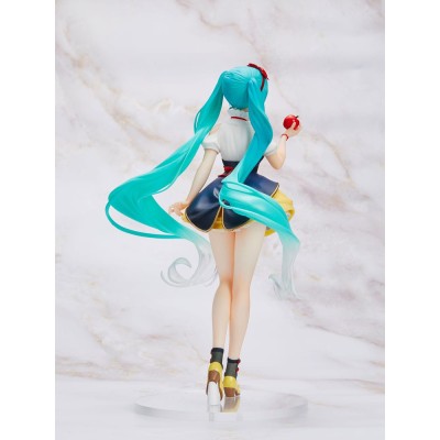 HATSUNE MIKU - Miku Wonderland Snow White Taito PVC Figure 18 cm