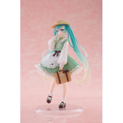 HATSUNE MIKU - Fashion Country Ver. Taito PVC Figure 18 cm