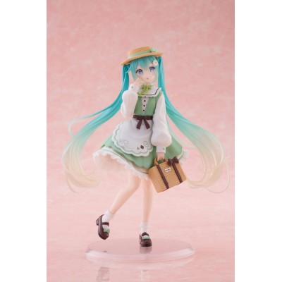 HATSUNE MIKU - Fashion Country Ver. Taito PVC Figure 18 cm