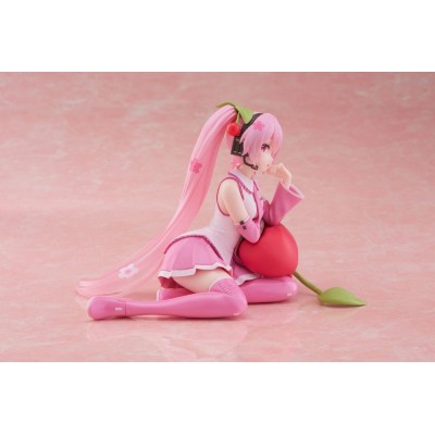 HATSUNE MIKU - Sakura Miku Cherry Cushion Ver. Desktop Cute Taito PVC Figure 13 cm