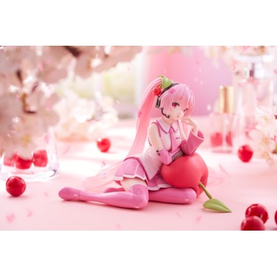 HATSUNE MIKU - Sakura Miku Cherry Cushion Ver. Desktop Cute Taito PVC Figure 13 cm