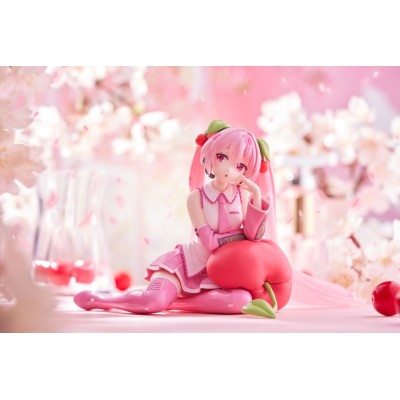 HATSUNE MIKU - Sakura Miku Cherry Cushion Ver. Desktop Cute Taito PVC Figure 13 cm