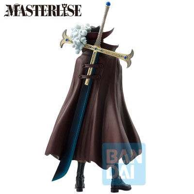 ONE PIECE - Dracule Mihawk Beyond the Trials Bandai Ichibansho PVC Figure 25 cm