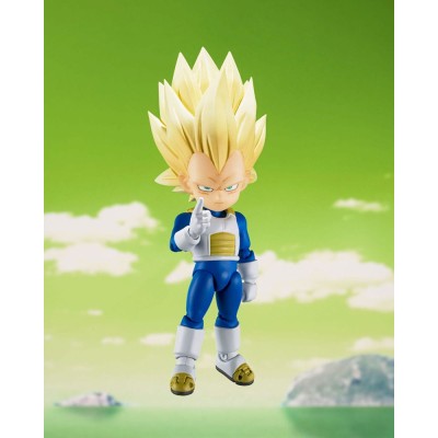 DRAGON BALL - Super Saiyan Level 3 Vegeta (mini) Daima S.H.Figuarts Bandai Action Figure 8 cm