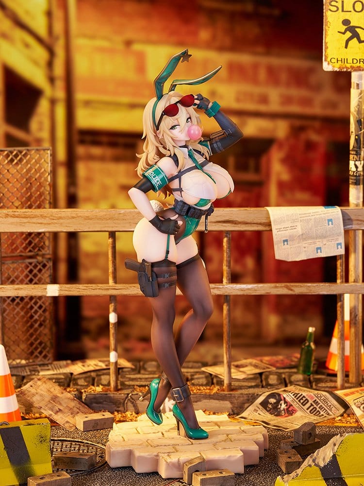 ORIGINAL CHARACTER - Bunny Cops 01 Illustration by CheLA77 1/6 Luminous Box PVC Figure 30 cm
