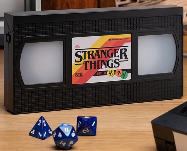 STRANGER THINGS VHS Light - Lampada