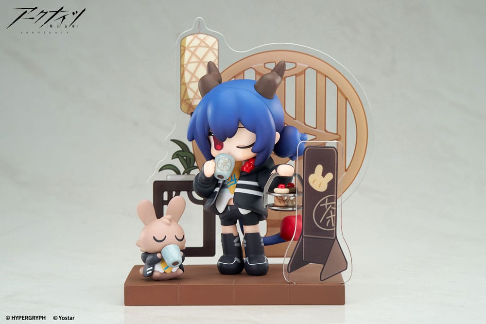 ARKNIGHTS - Ch'en Would You Like A Dessert? Mini Series APEX PVC Figure 11 cm