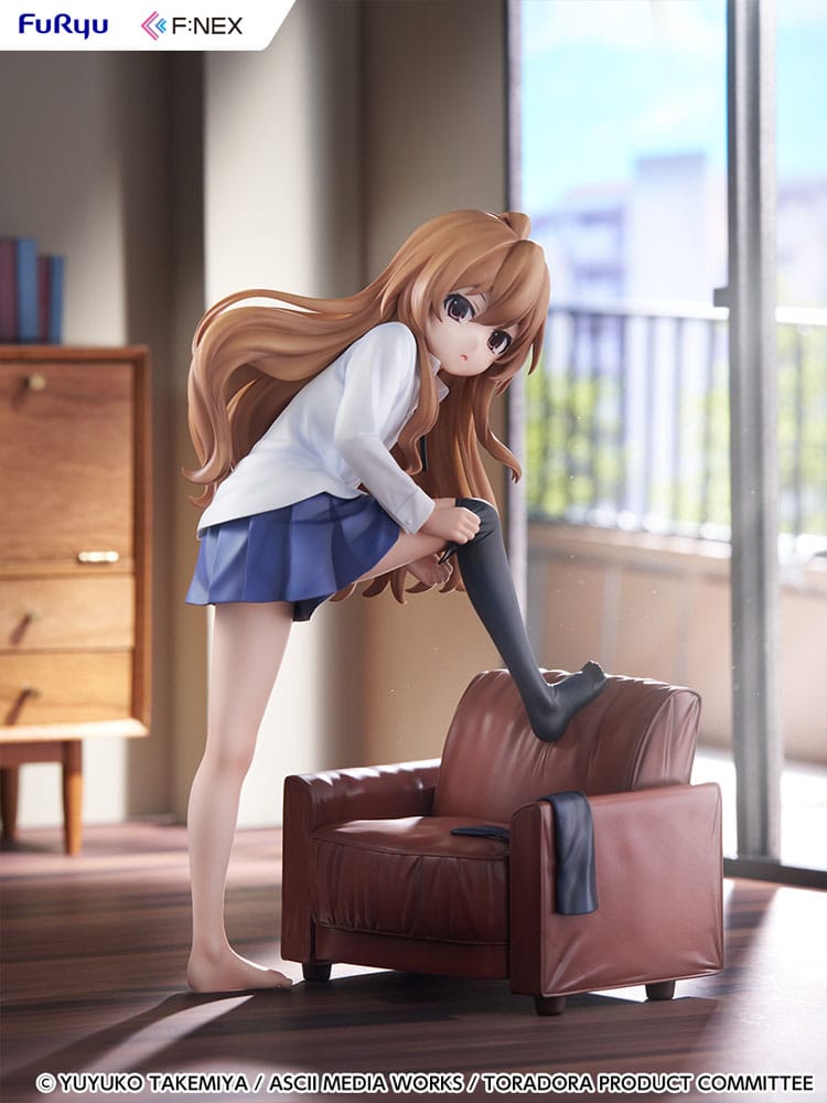 TORADORA! - Taiga Aisaka 1/7 Furyu PVC Figure 18 cm