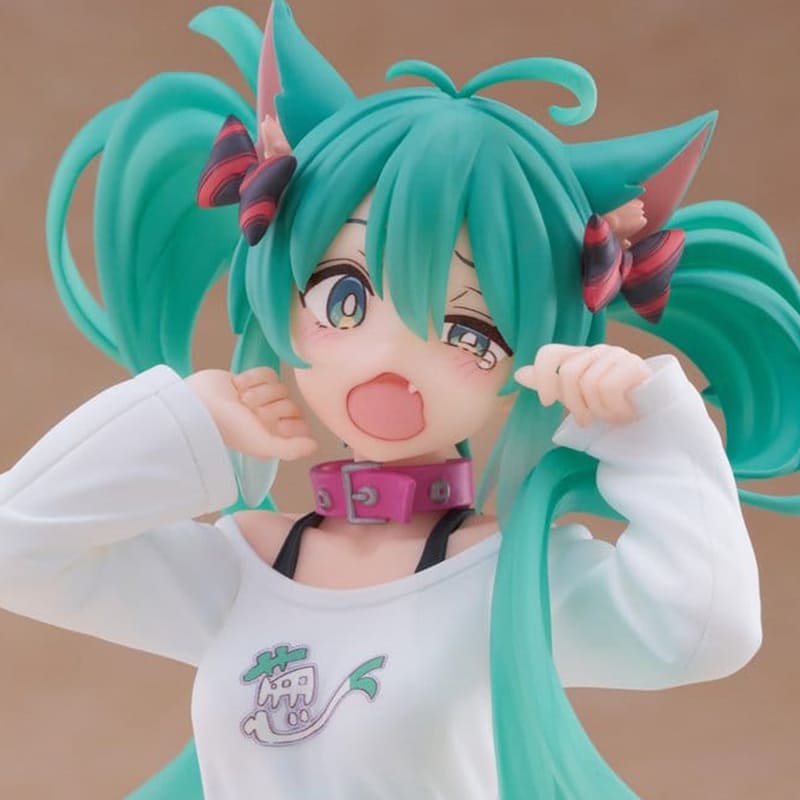 HATSUNE MIKU - Hatsune Miku Cat Ear T-Shirt Ver. Desktop Cute (re-run) Taito PVC Figure 13 cm
