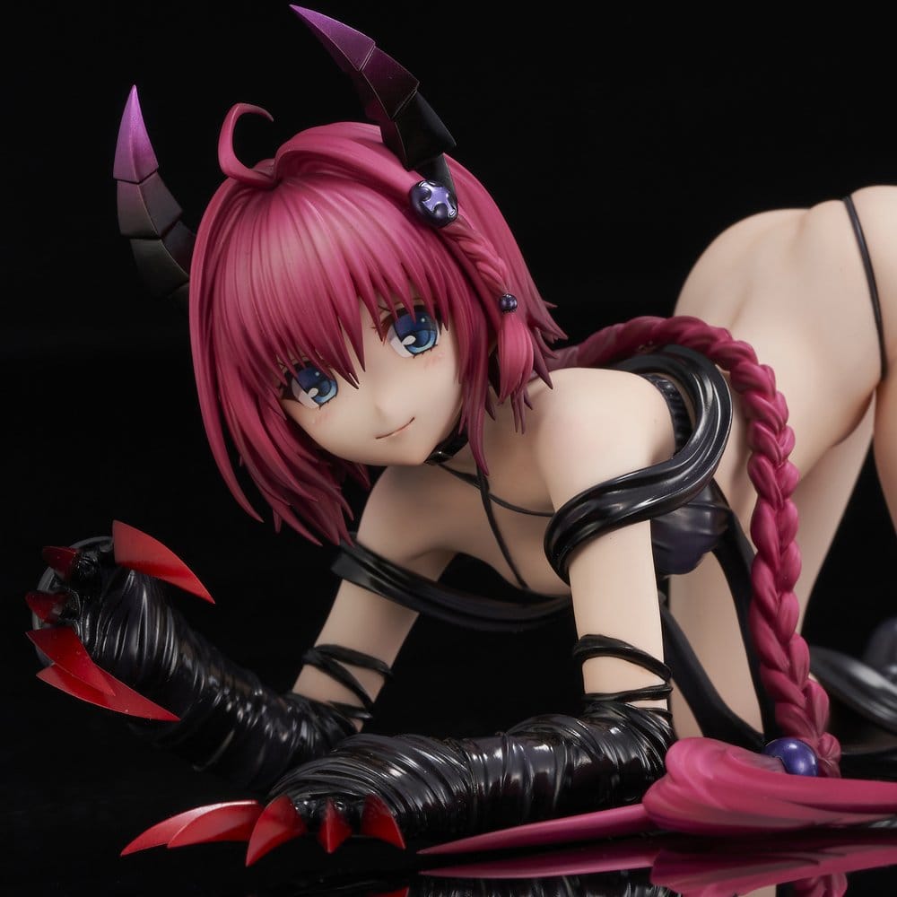 TO LOVE-RU DARKNESS - Mea Kurosaki Darkness Ver. 1/6 Union Creative PVC Figure 11 cm
