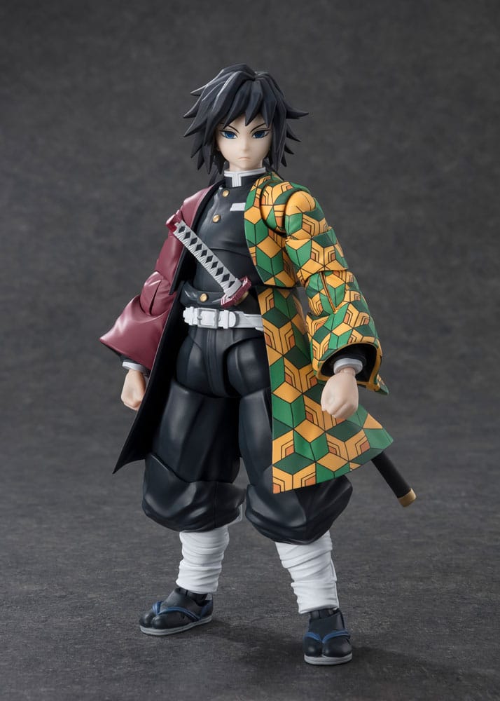 DEMON SLAYER - Giyu Tomioka S.H. Figuarts Action Figure 15 cm