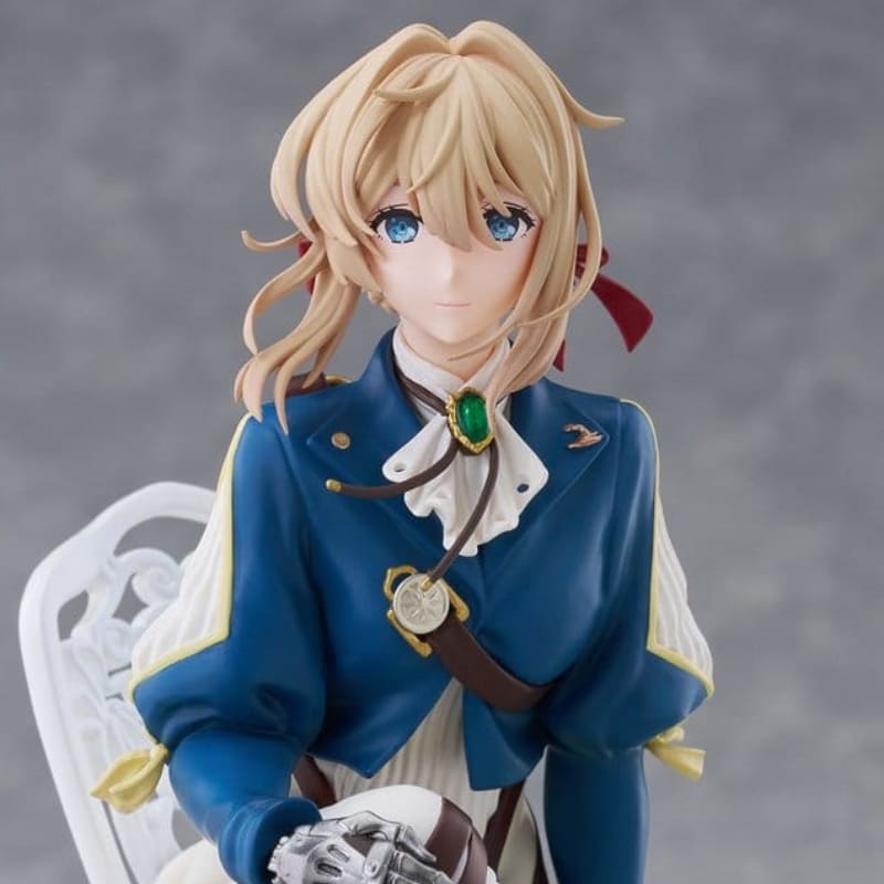 VIOLET EVERGARDEN - Violet Evergarden Dressta Ver. Taito PVC Figure 17 cm