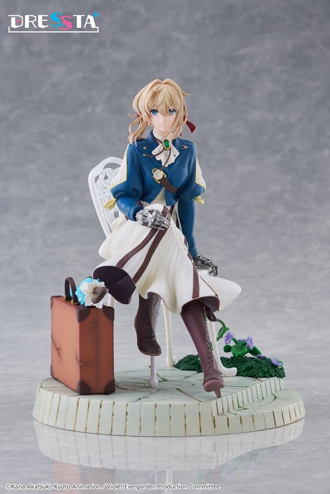 VIOLET EVERGARDEN - Violet Evergarden Dressta Ver. Taito PVC Figure 17 cm